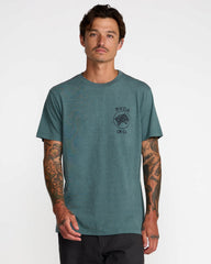 Sky Cat Short Sleeve Tee - Balsam Green | RVCA near me