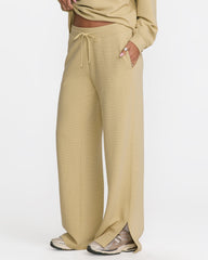 Glory Waffle Split Pant - Vintage Khaki | RVCA online