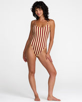 Leon Basic Scoop One Piece - Sunshine | RVCA online