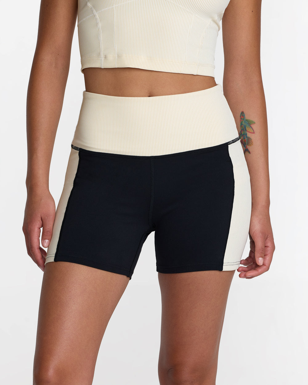 VA Essential Pocket Short II - Vintage Khaki | RVCA for sale
