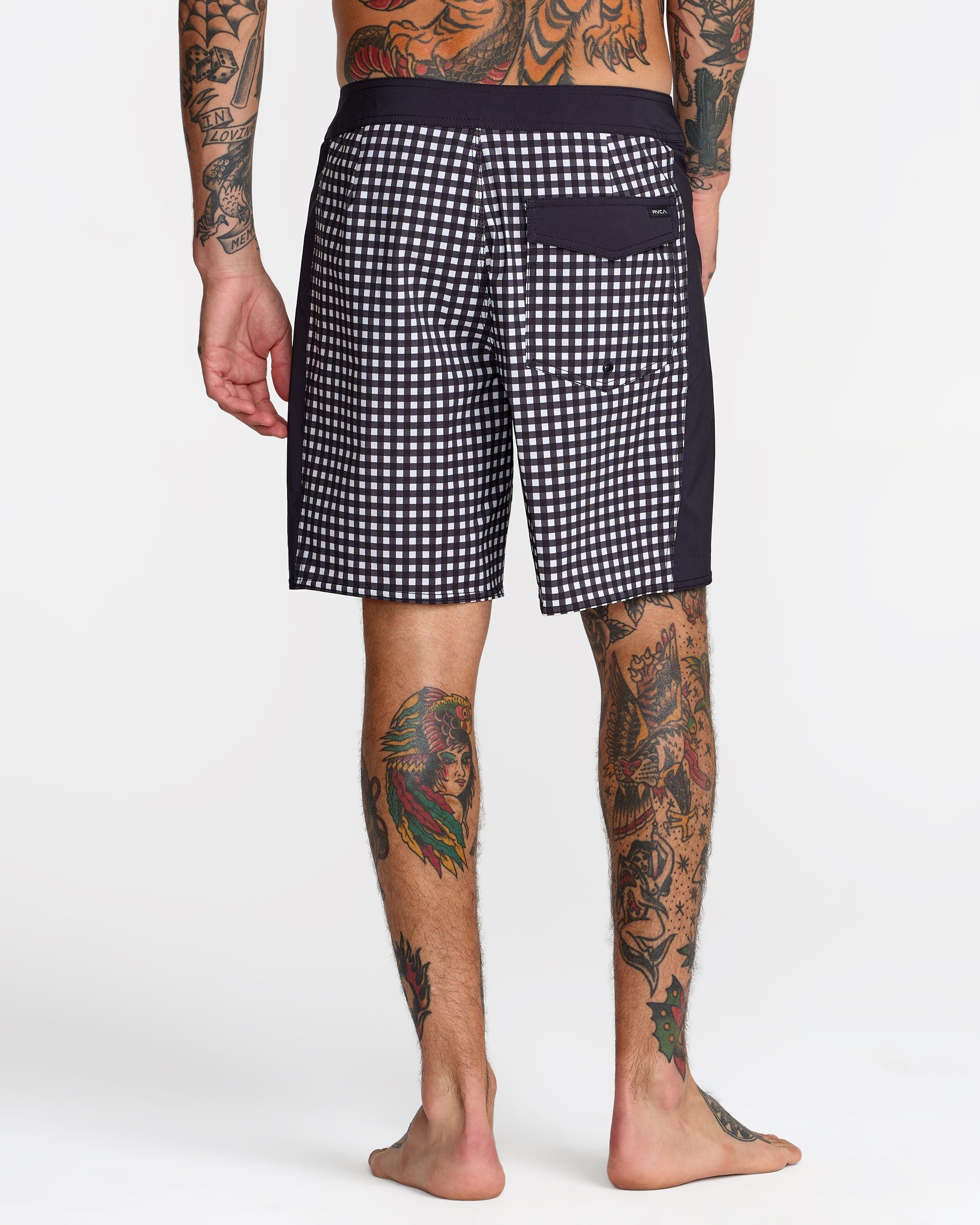 Hawaii Apex 2 Boardshort 18" - Black White | RVCA online