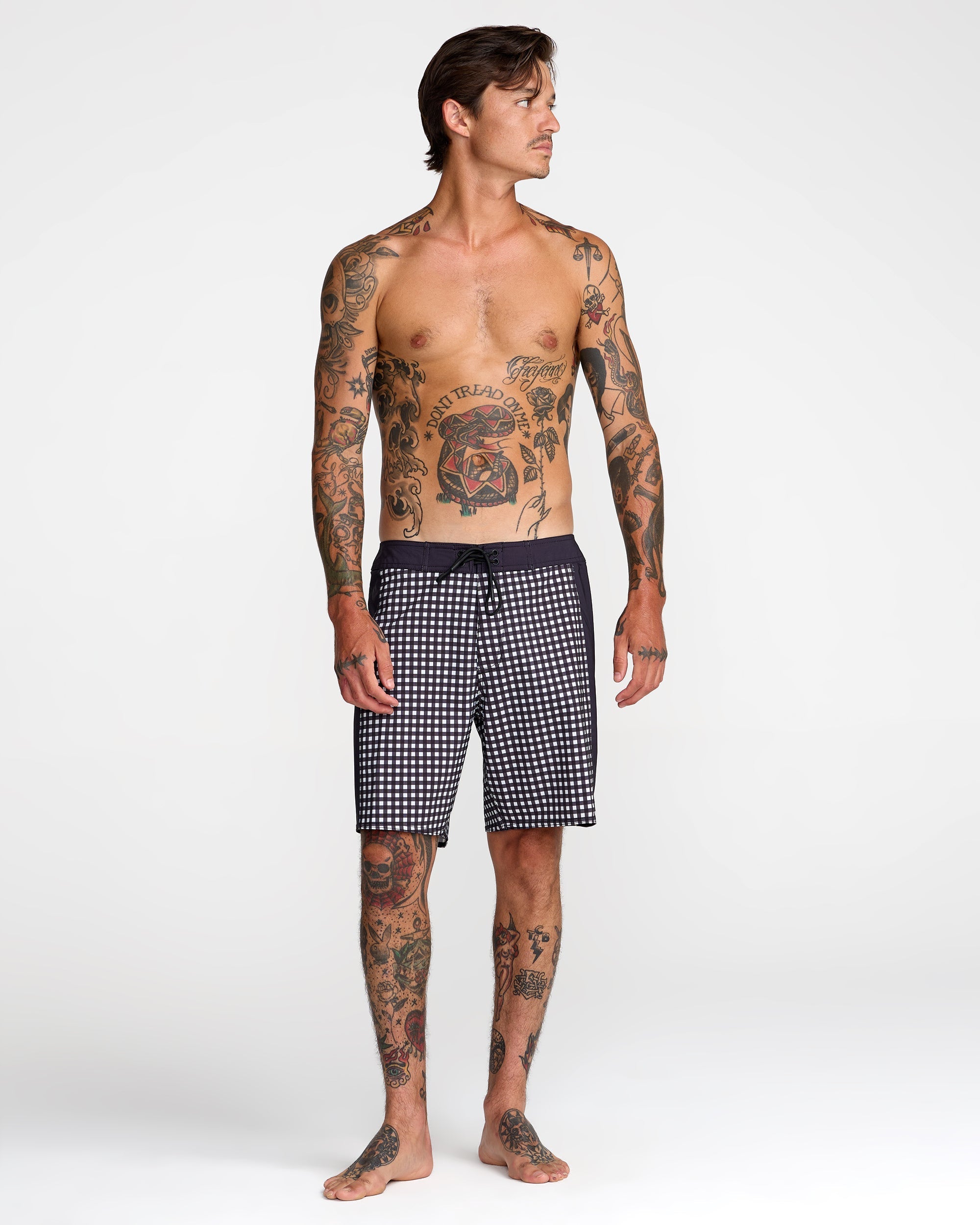 Hawaii Apex 2 Boardshort 18" - Black White | RVCA online
