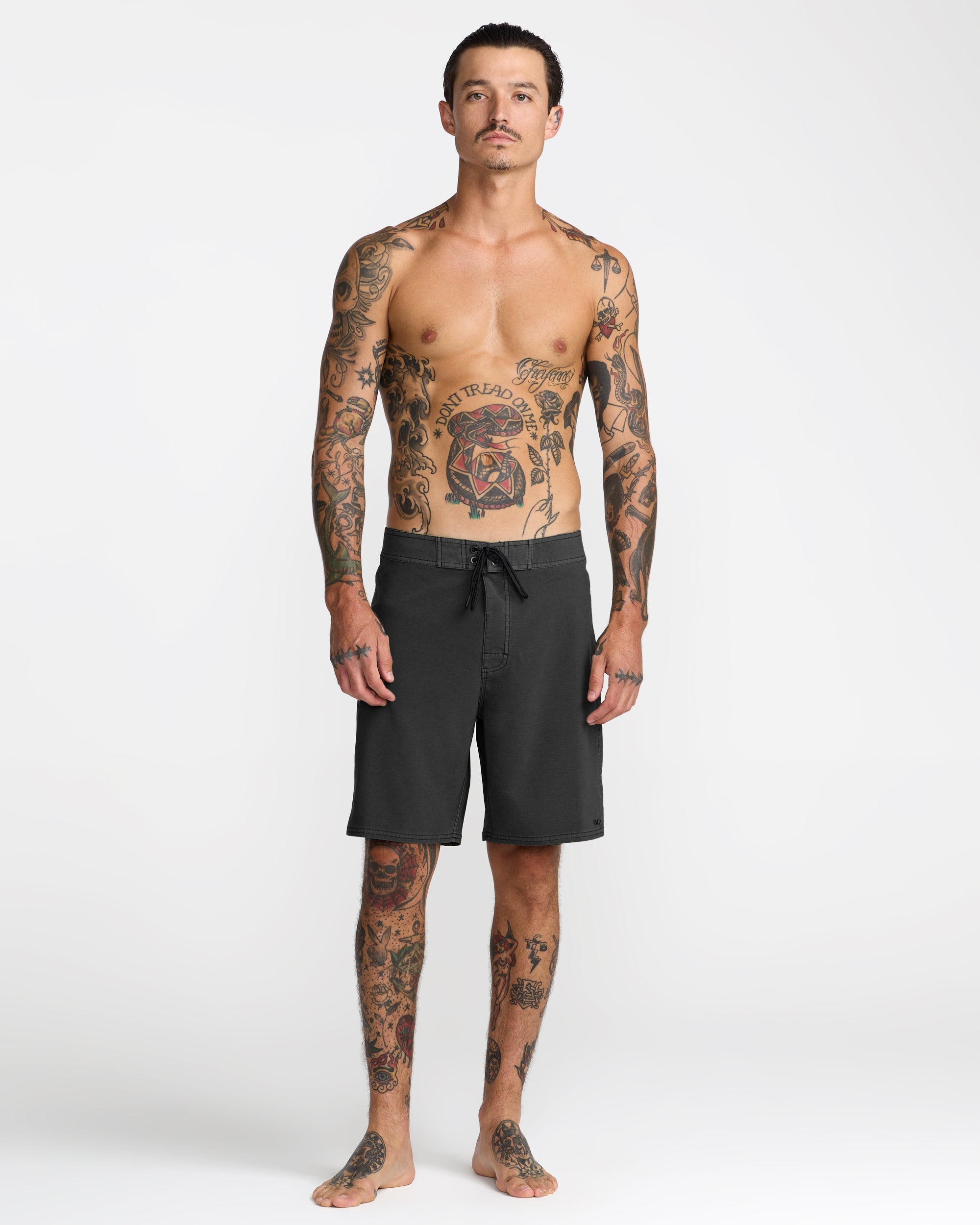 VA Pigment 19" Trunks - RVCA Black | RVCA on sale