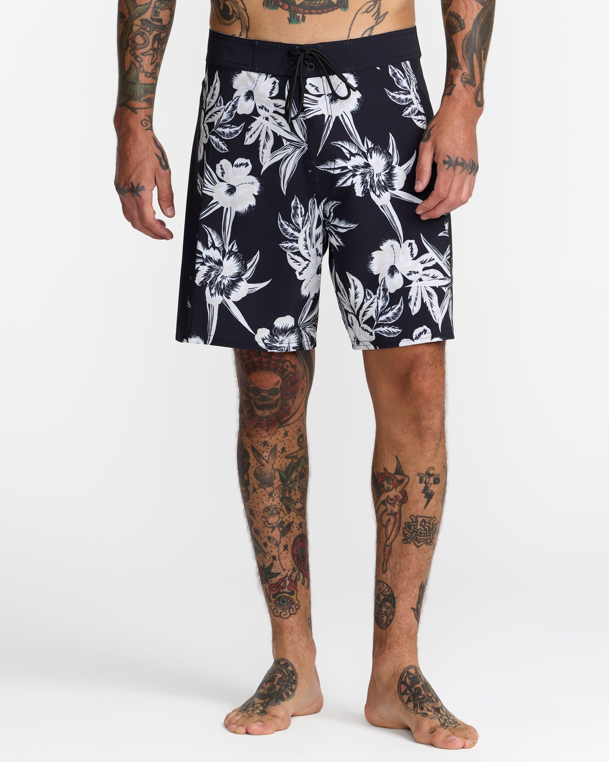 Apex 2 Trunks - Black Floral | RVCA US