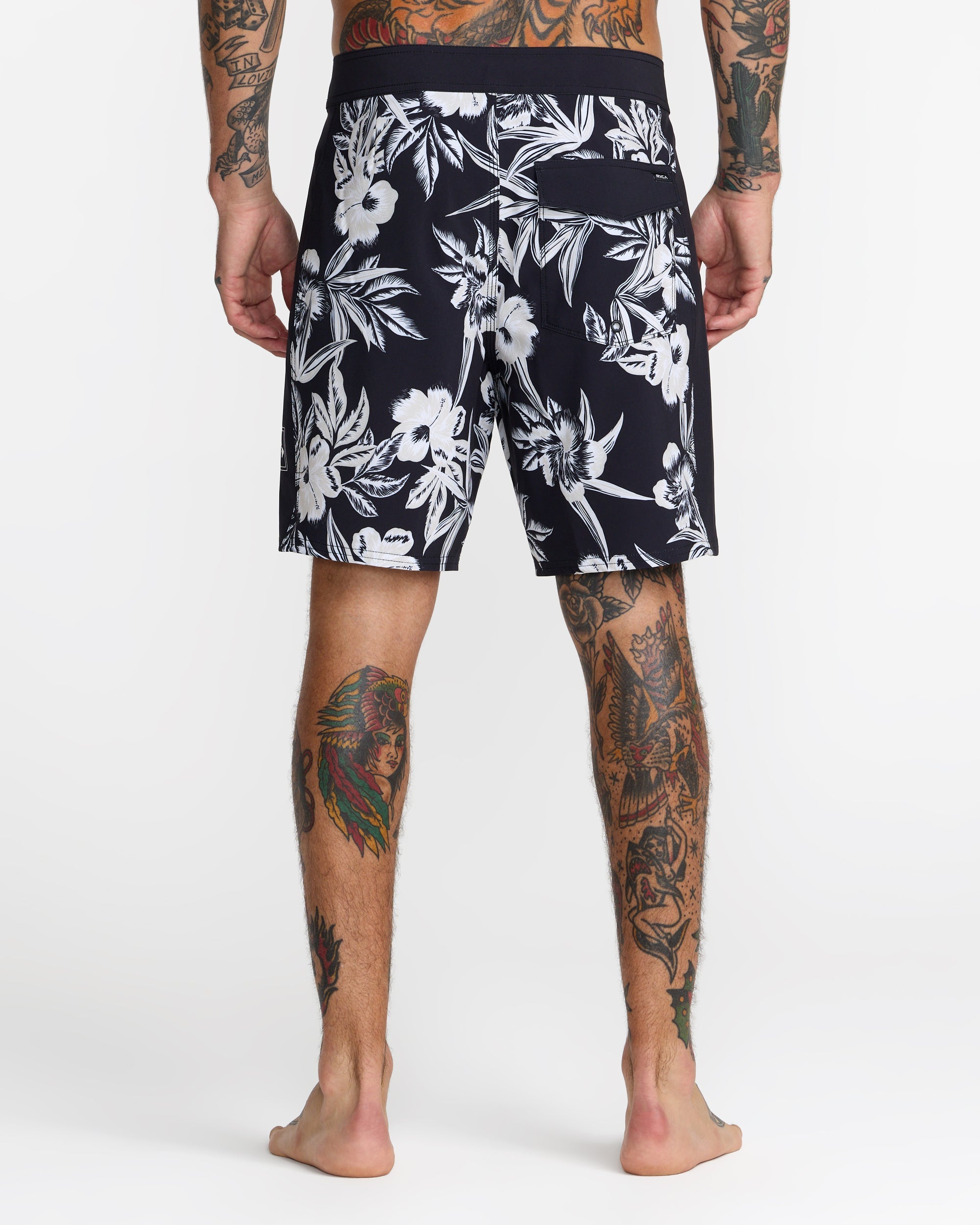 Apex 2 Trunks - Black Floral | RVCA US