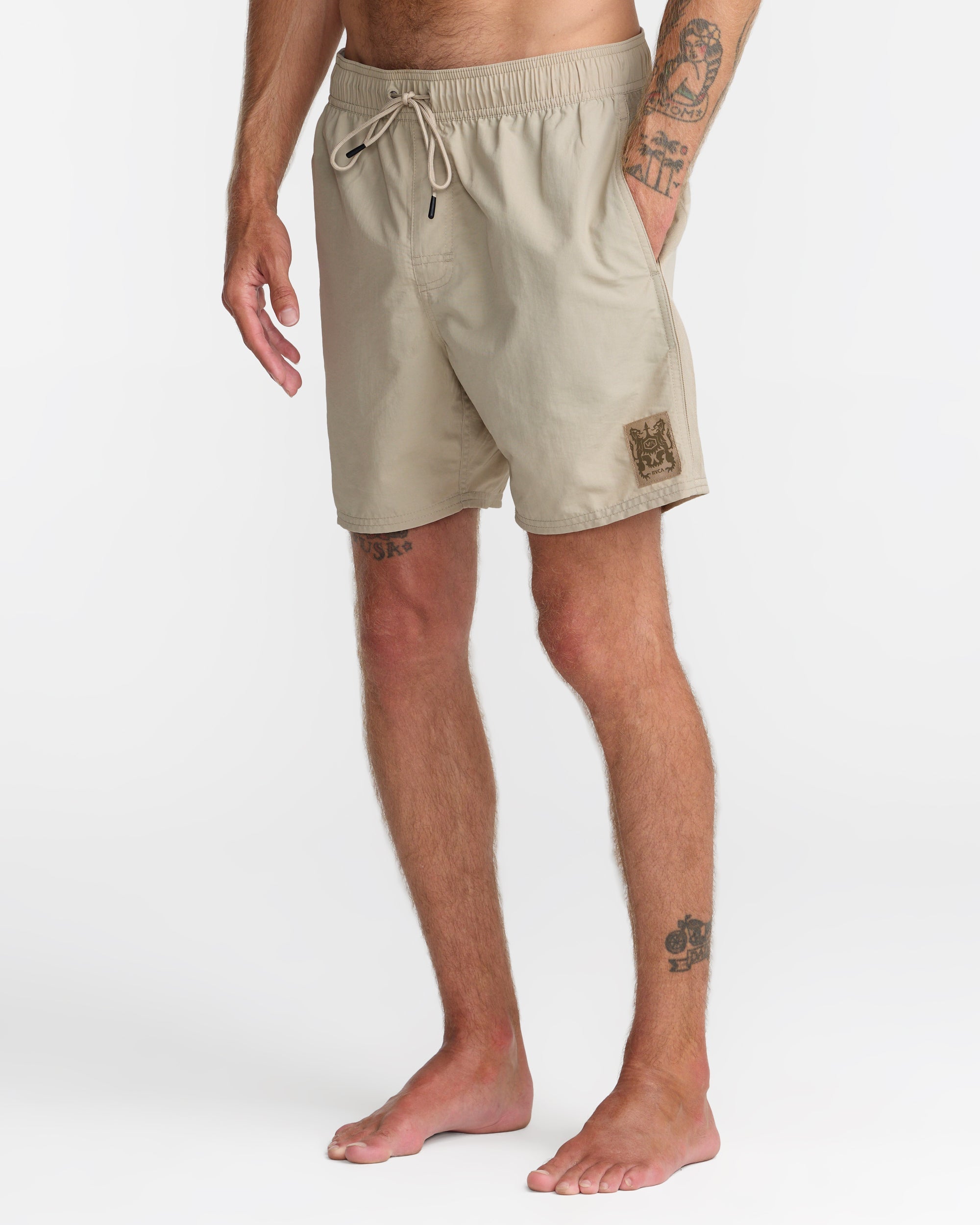 Crest Elastic 17" Shorts - Covert Green | RVCA US