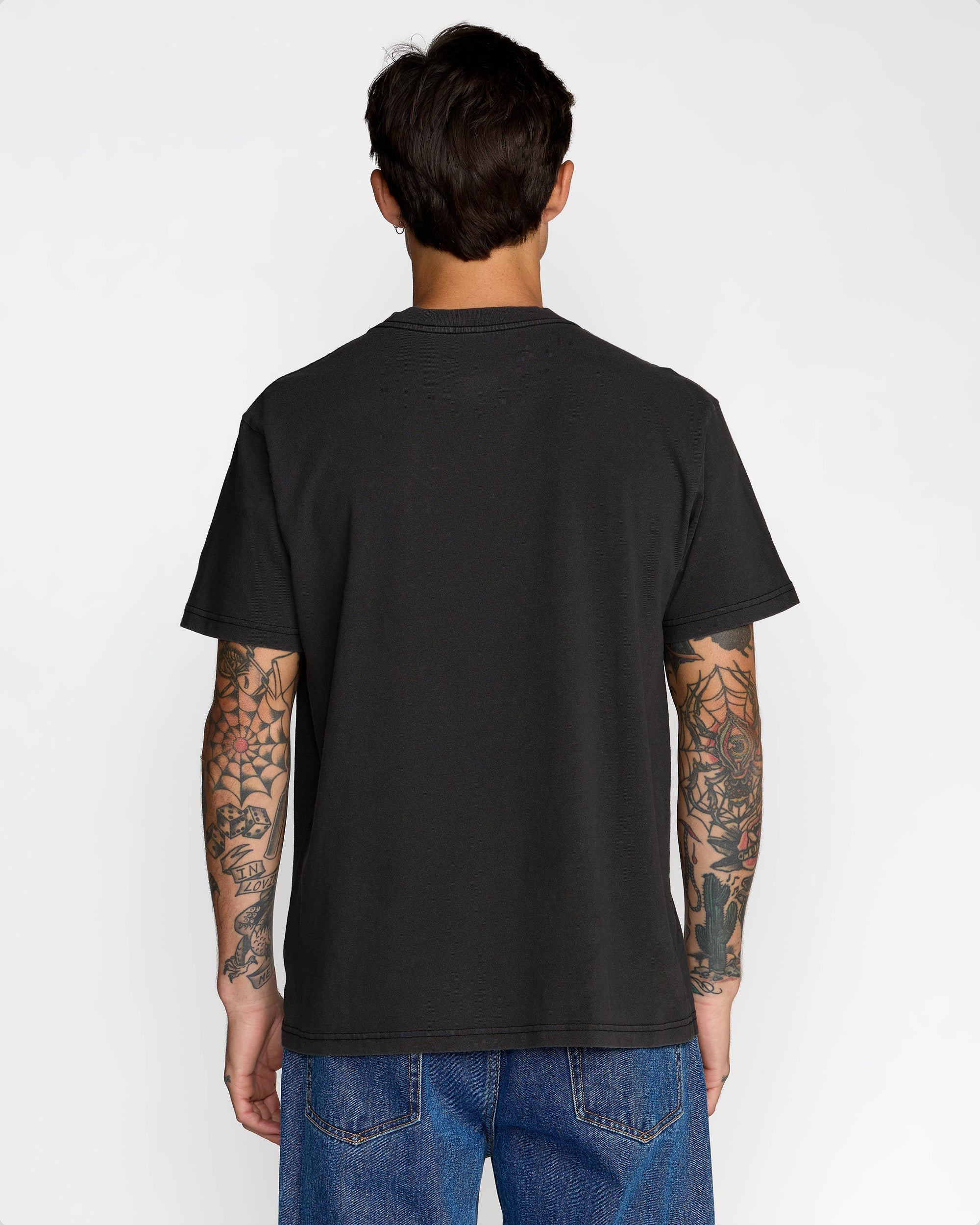 Midweight Label Short Sleeve Tee - Black | RVCA US