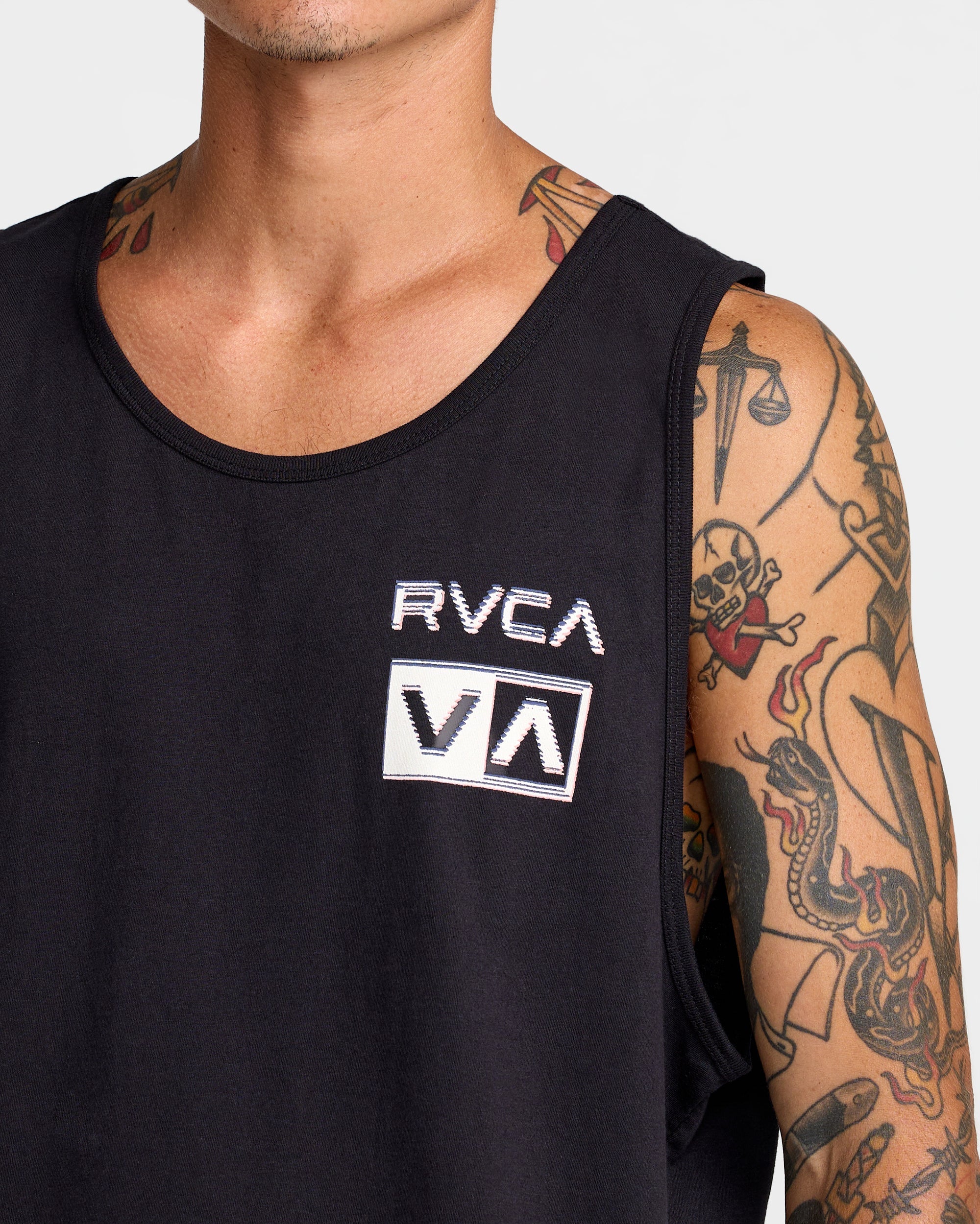 Glitch Tank - Black | RVCA US