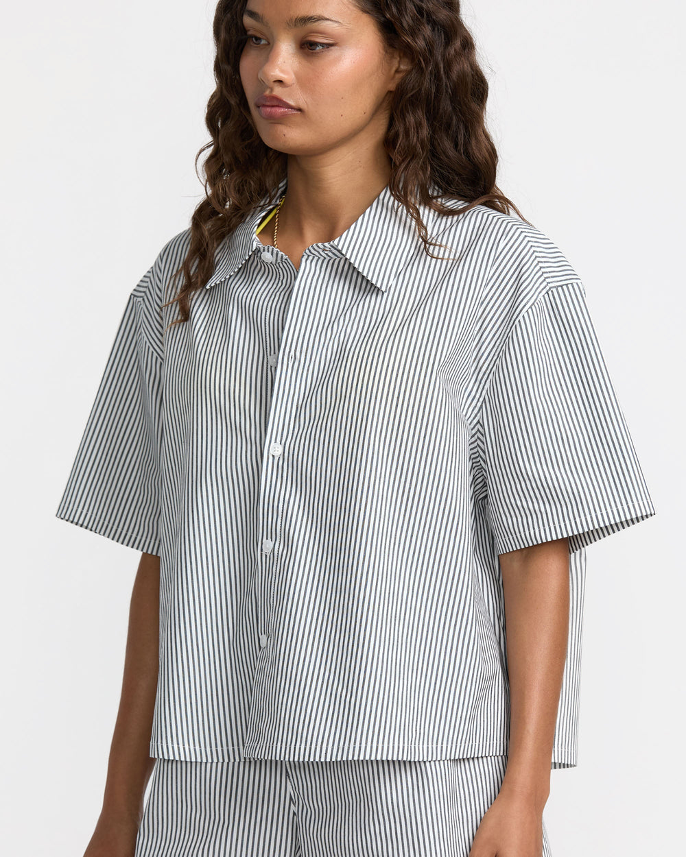 Mikey Top - Pirate Black | RVCA online