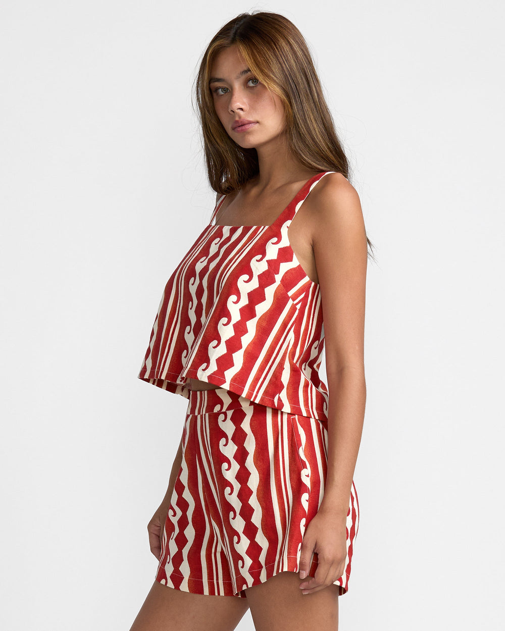 Baker Top - Pepper Red Print | RVCA on sale