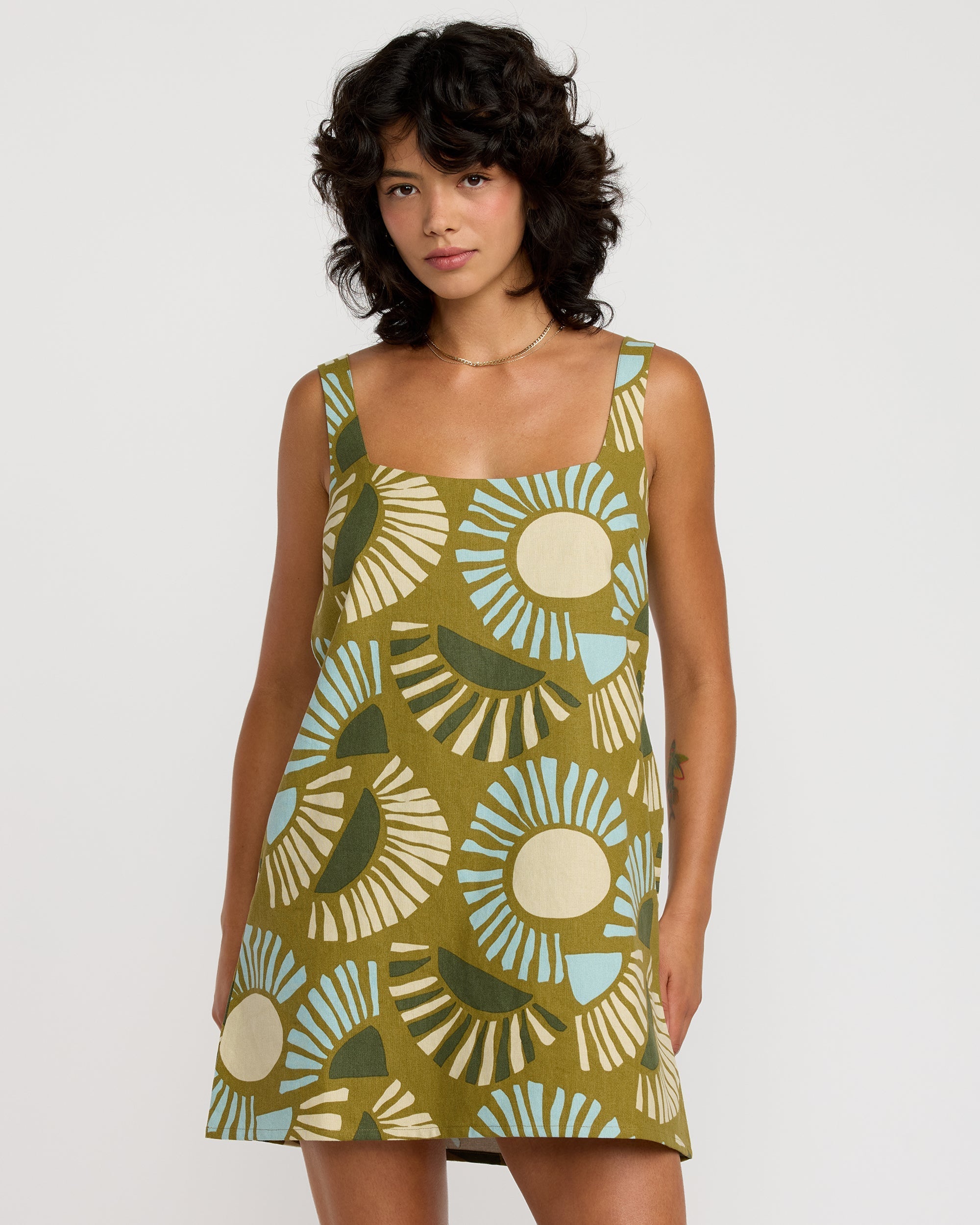 Baker Dress - Moss Green Print | RVCA near me