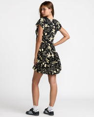 Vienna Dress - Rvca Black Floral | RVCA online