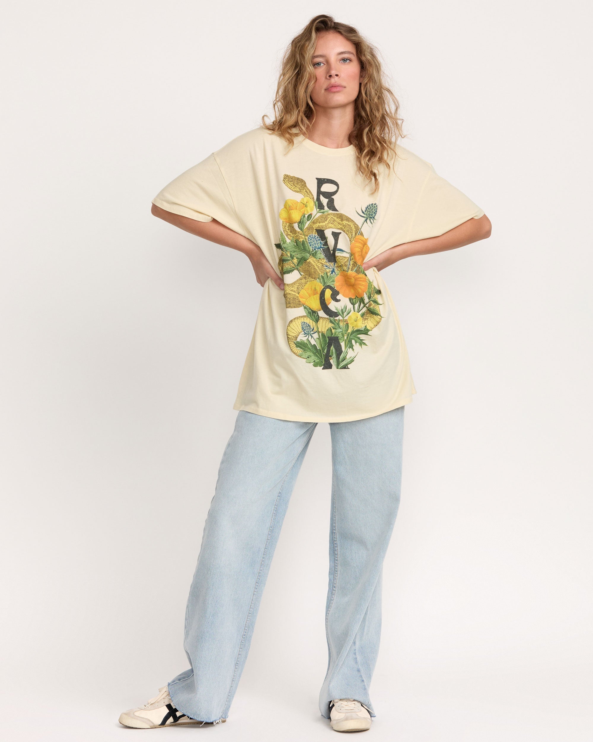 Baggie Tee - Cream | RVCA on sale