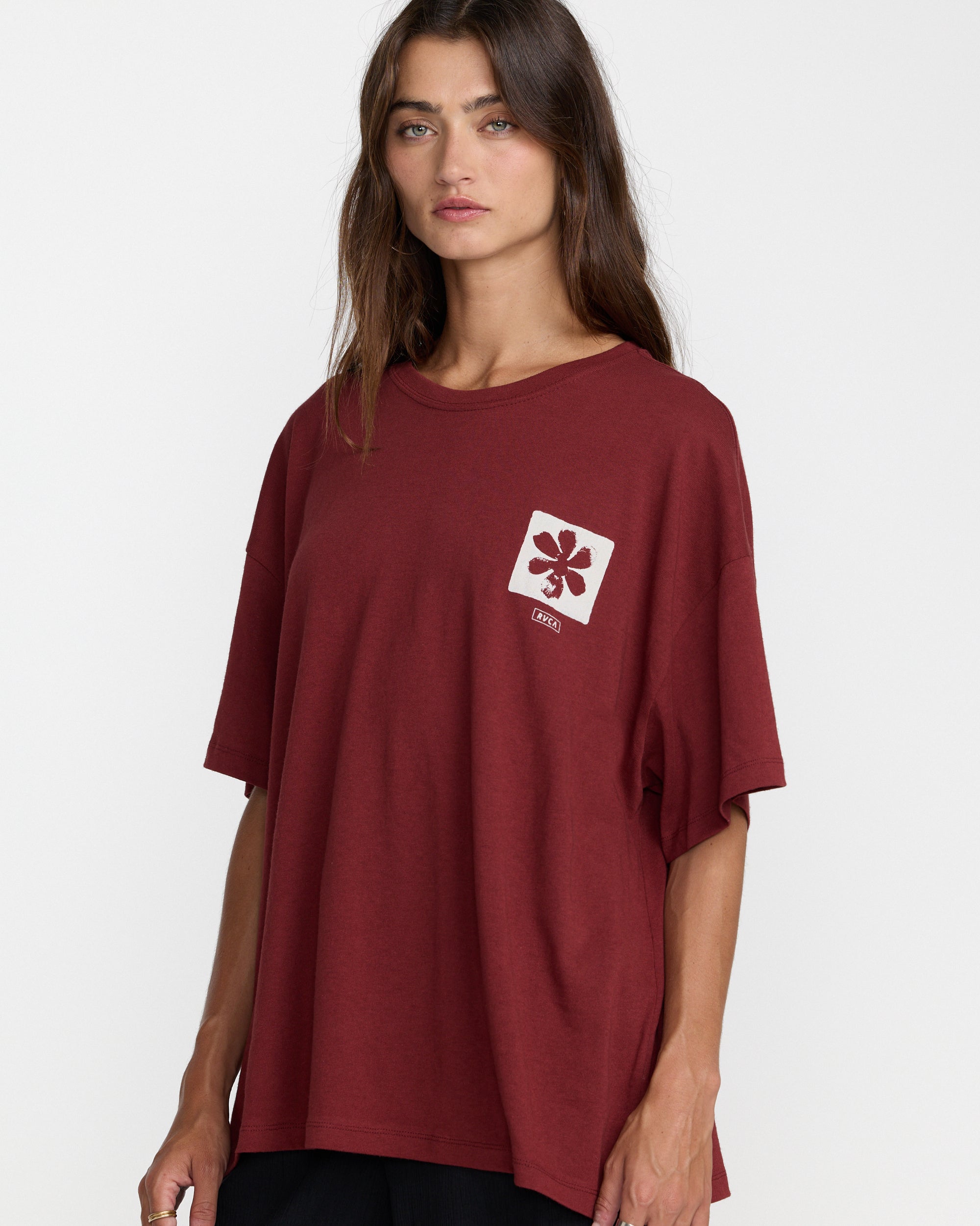 Open Minds Boyfriend Tee - Madder Brown | RVCA near me