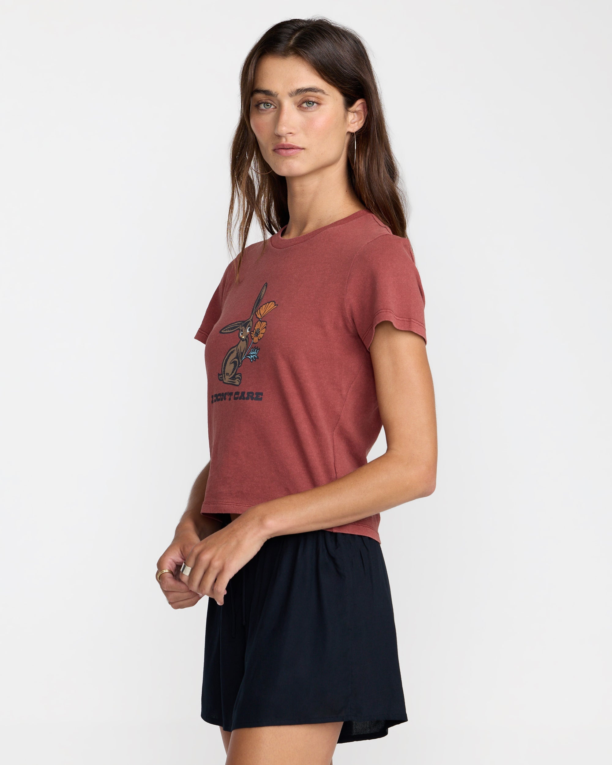 Don't Care 411 Tee - Madder Brown | RVCA outlet