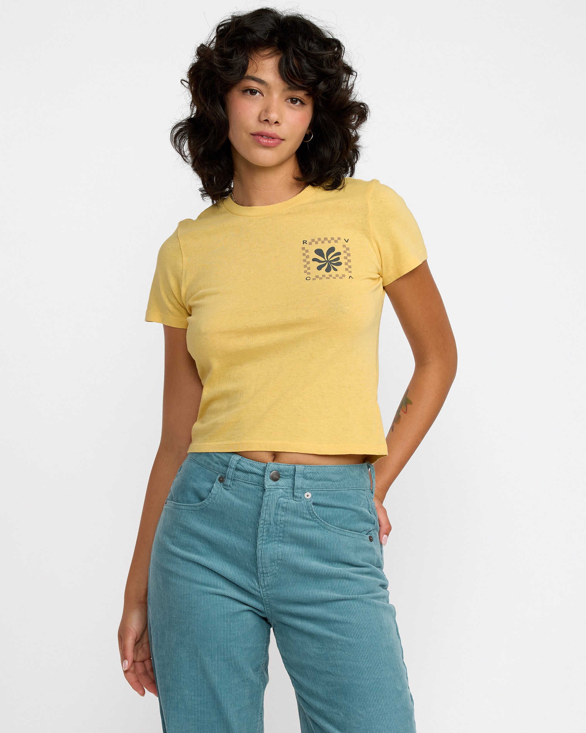 411 Tee - Pale Yellow | RVCA online