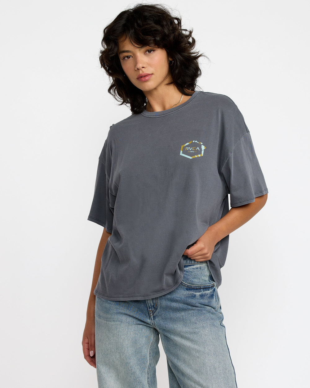 Hawaii Hex II Baggie Tee - Gravel | RVCA on sale