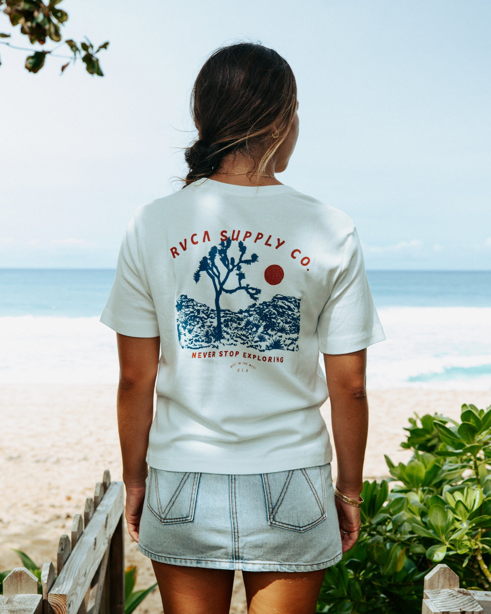 Icon Tee - Antique White | RVCA outlet