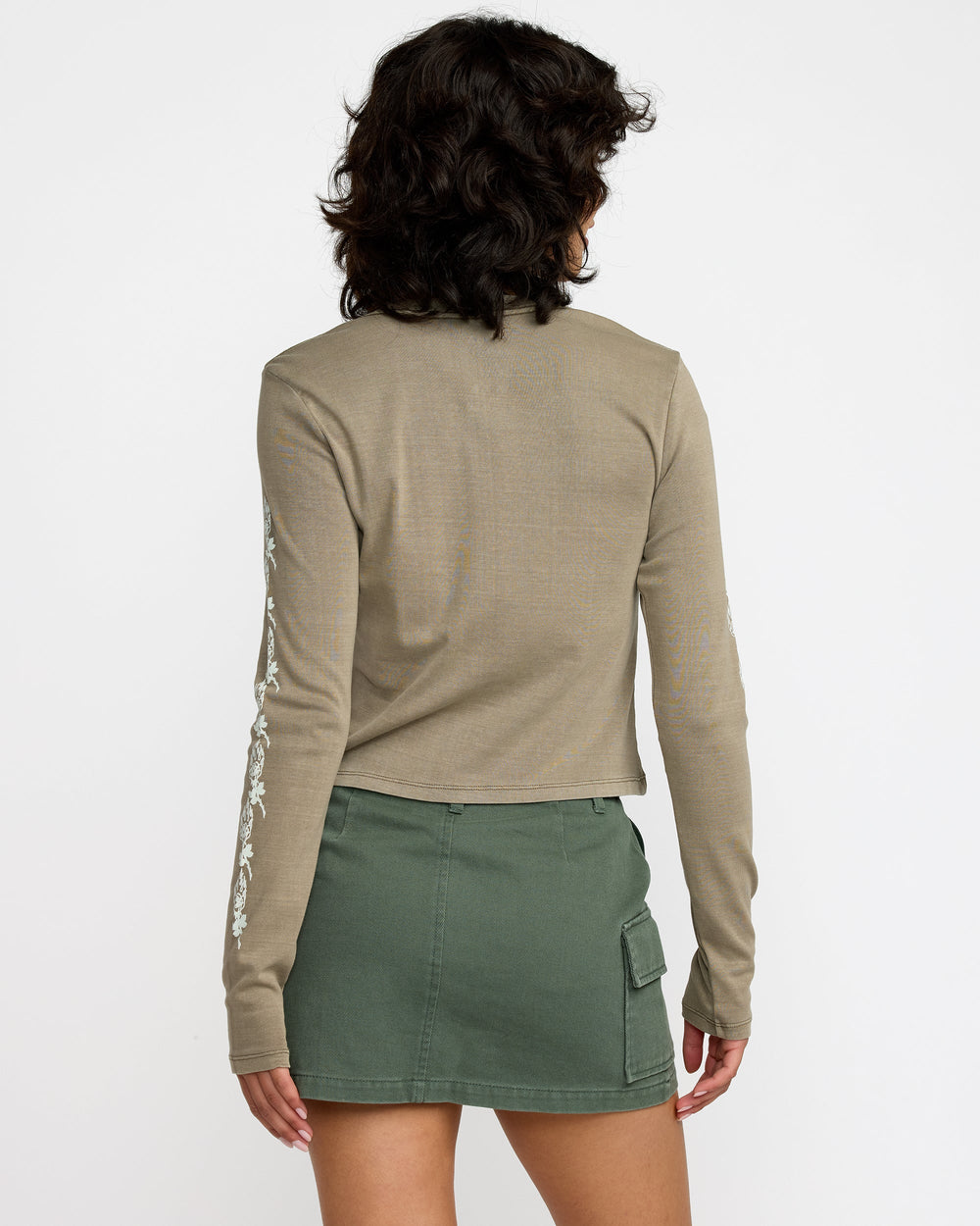 KSL Long Sleeve Fitted Tee - Desert Taupe | RVCA near me