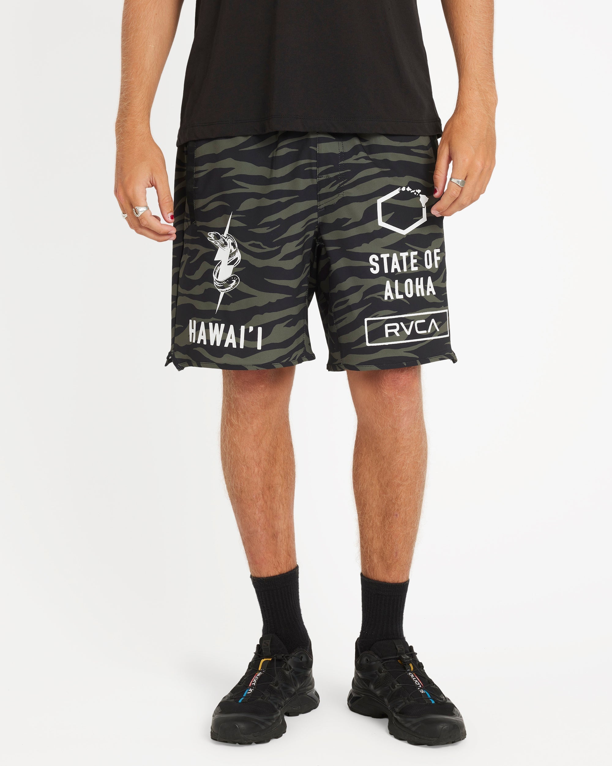 Hawaii Yogger Stretch 17" Short - Fatigue | RVCA online