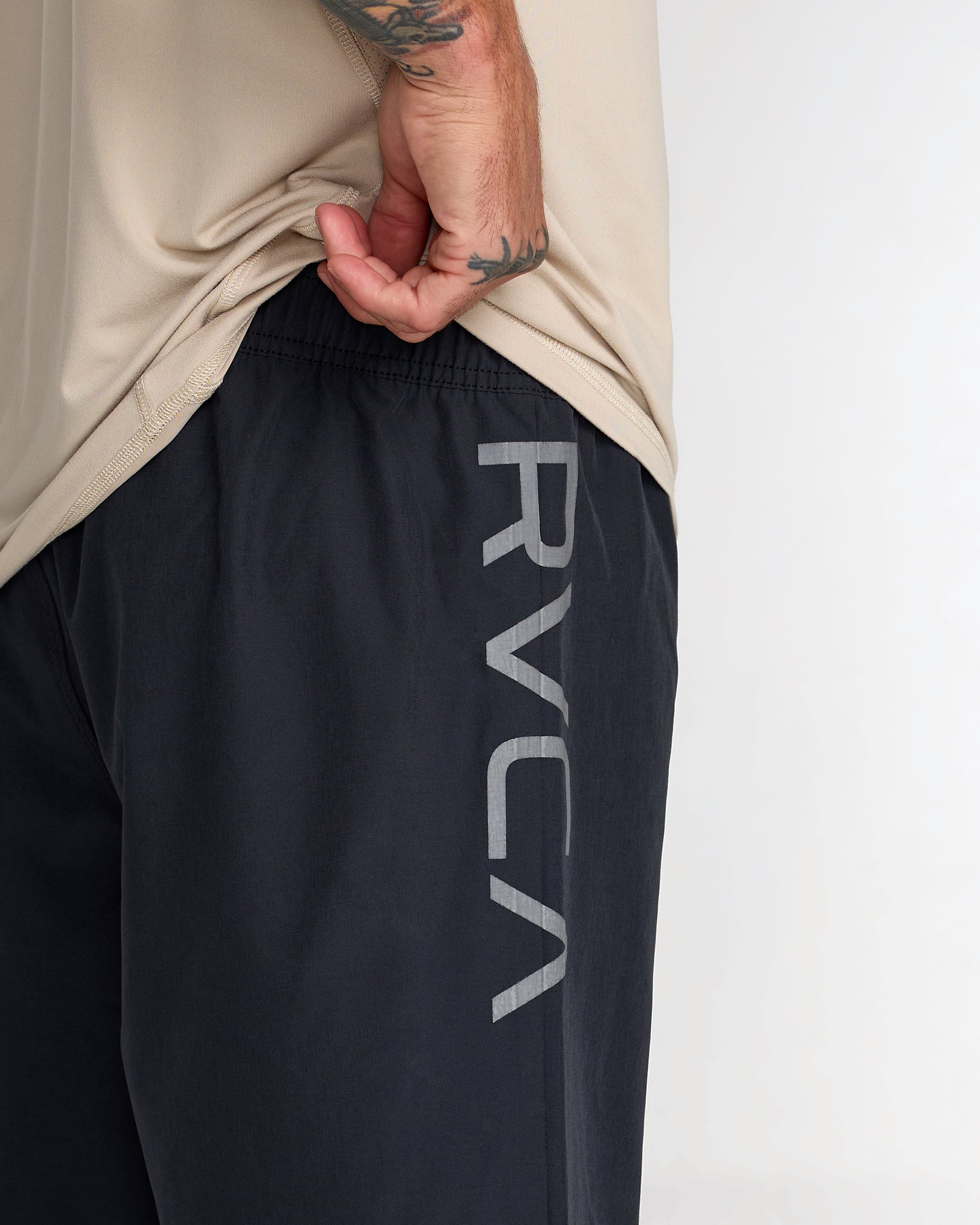 Scrapper II - Black | RVCA for sale
