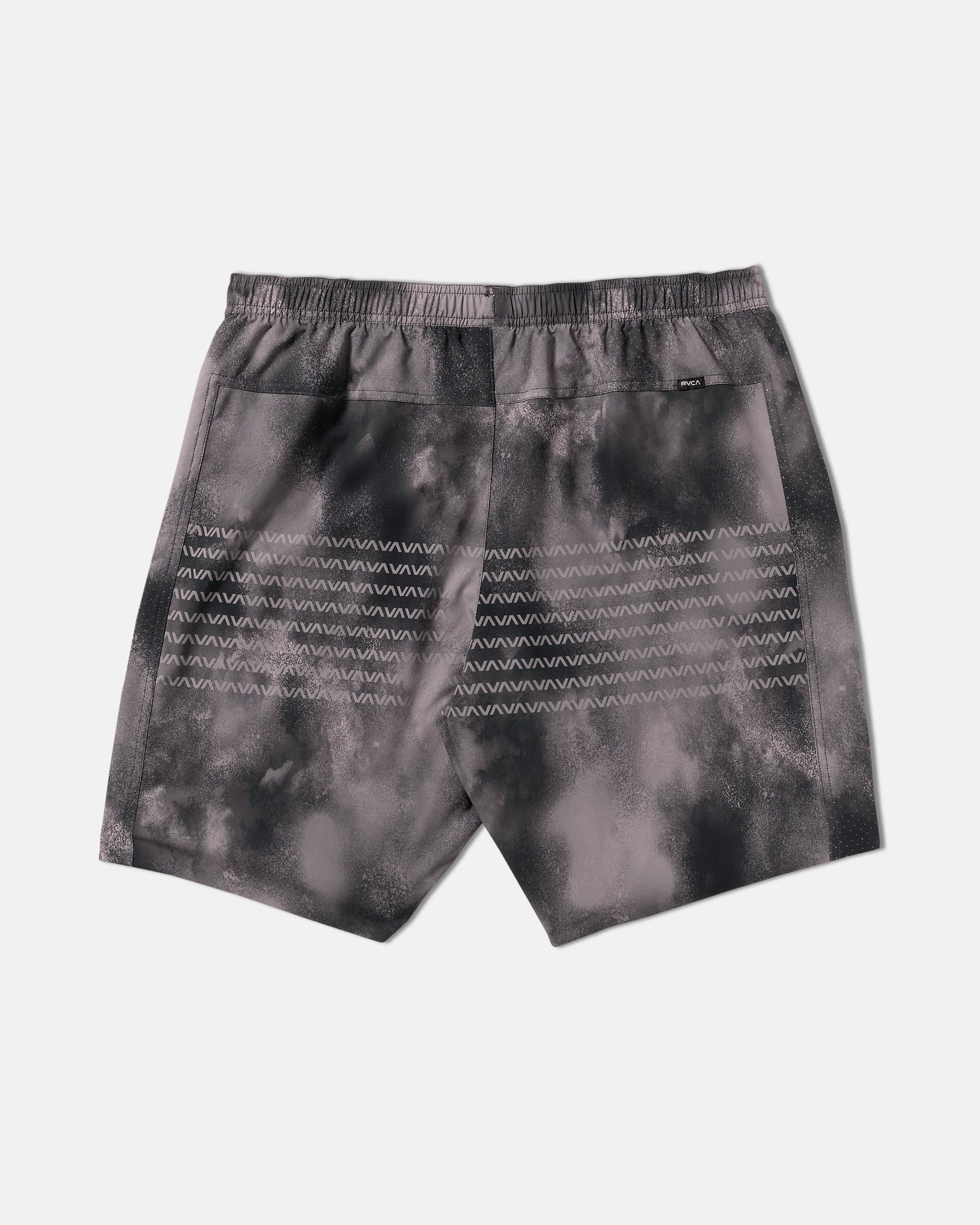 Yogger Plus 2 18" Short - Smoke | RVCA on sale