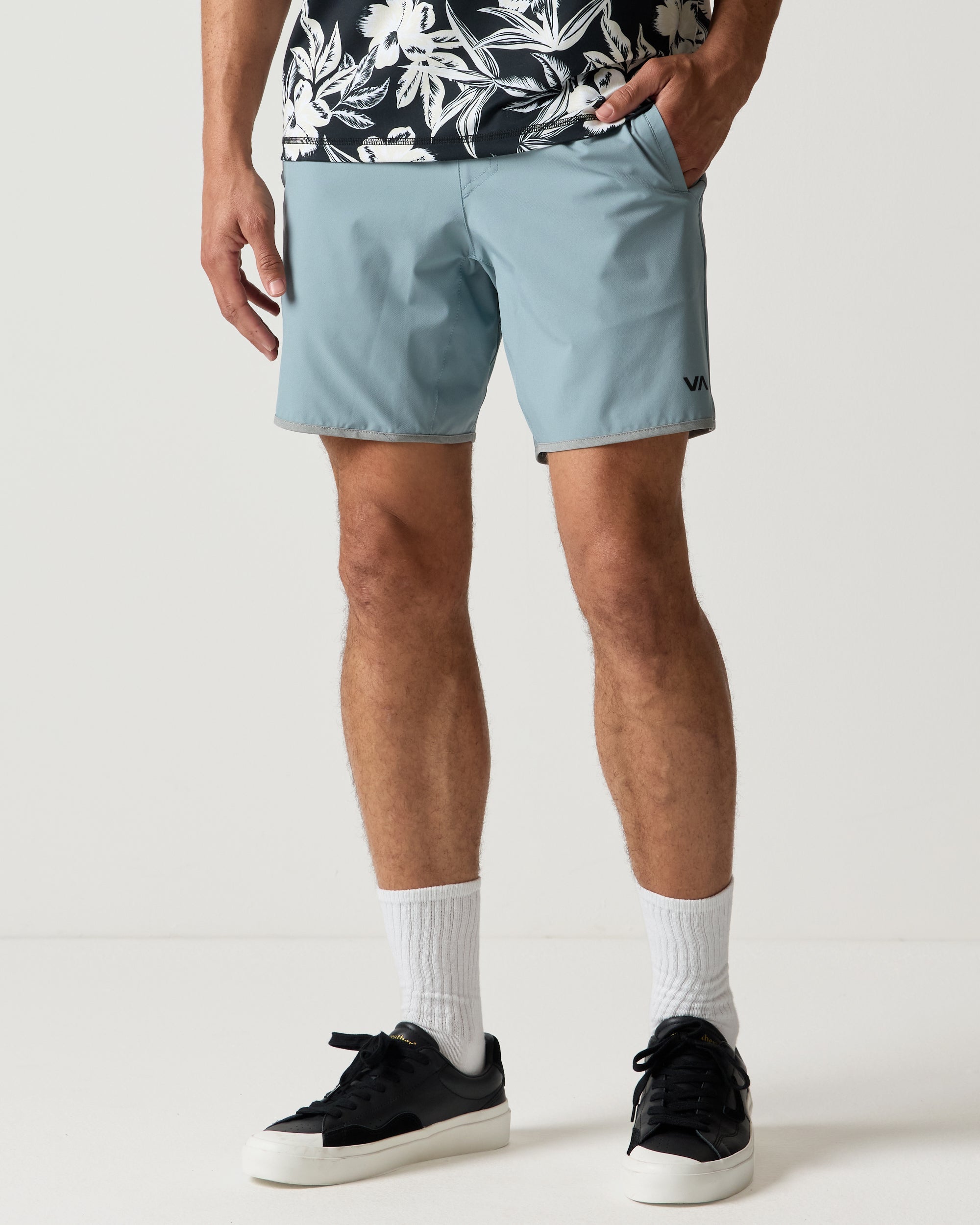 Yogger Stretch Contrast 17" Shorts - Lead | RVCA outlet