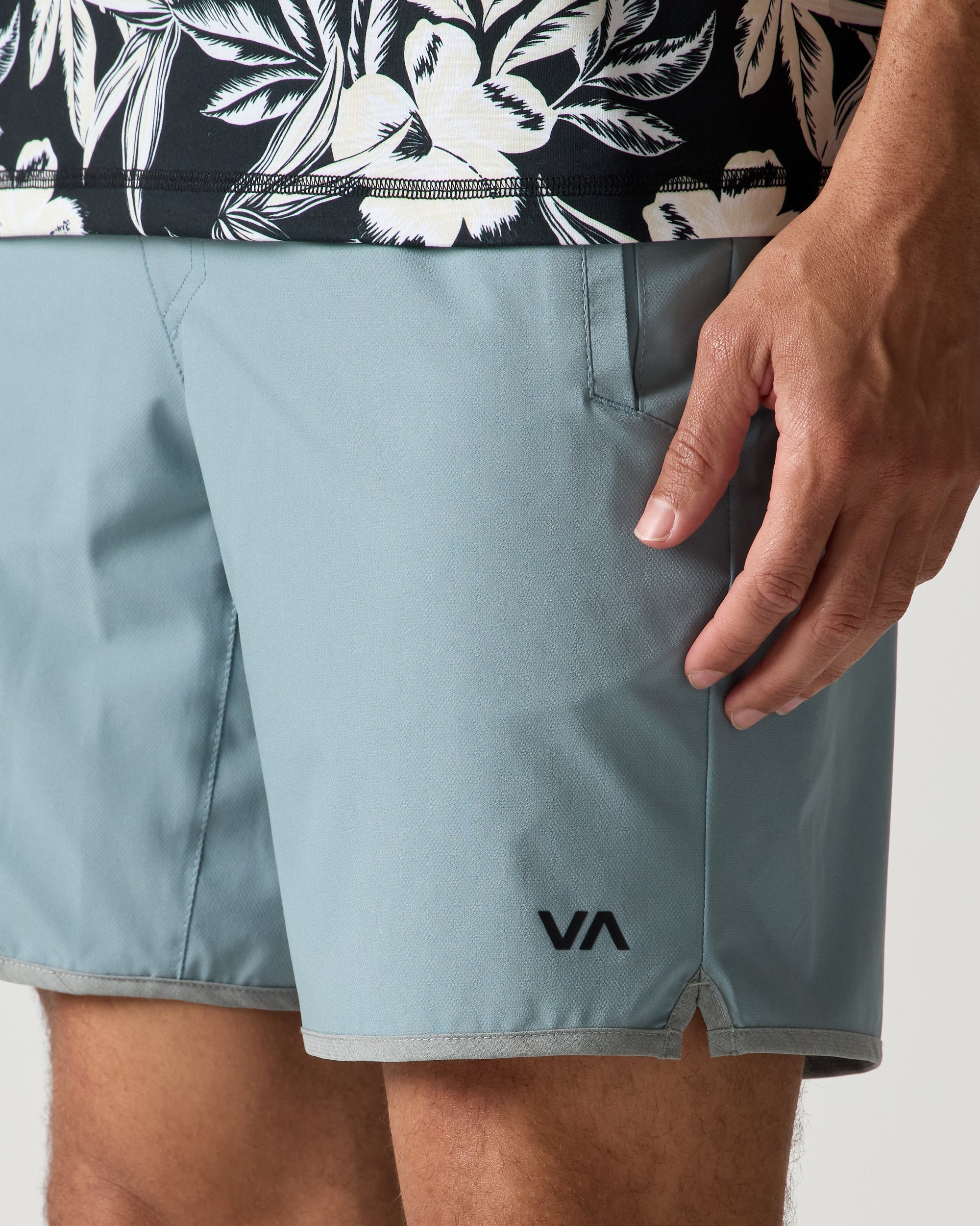 Yogger Stretch Contrast 17" Shorts - Lead | RVCA outlet