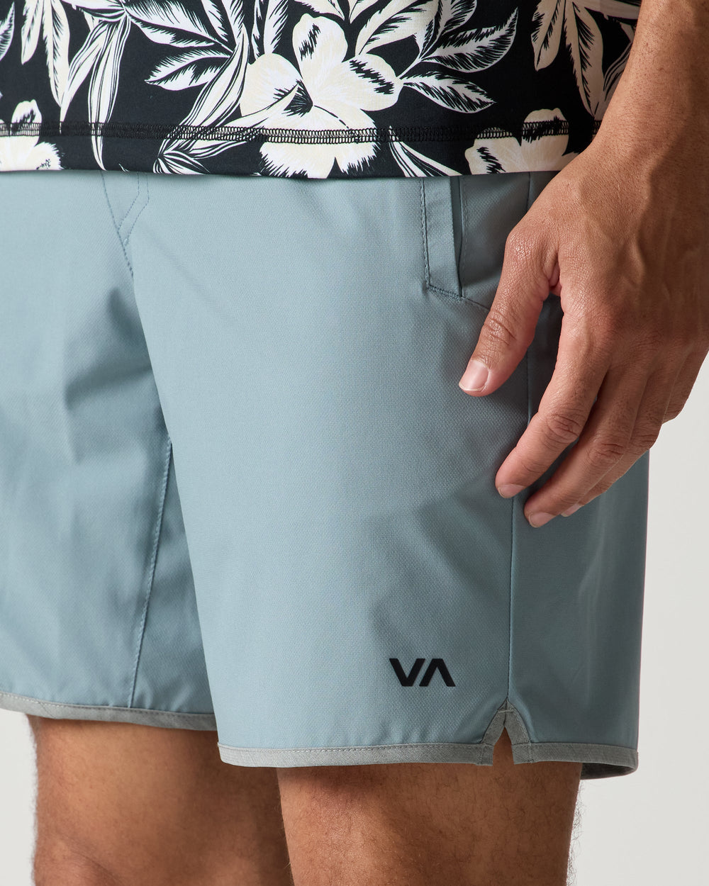 Yogger Stretch Contrast 17" Shorts - Lead | RVCA outlet