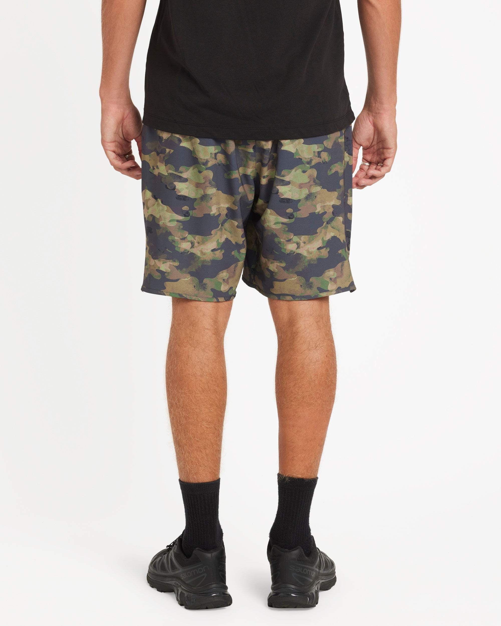 Yogger Stretch Contrast 17" Short - Olive | RVCA US