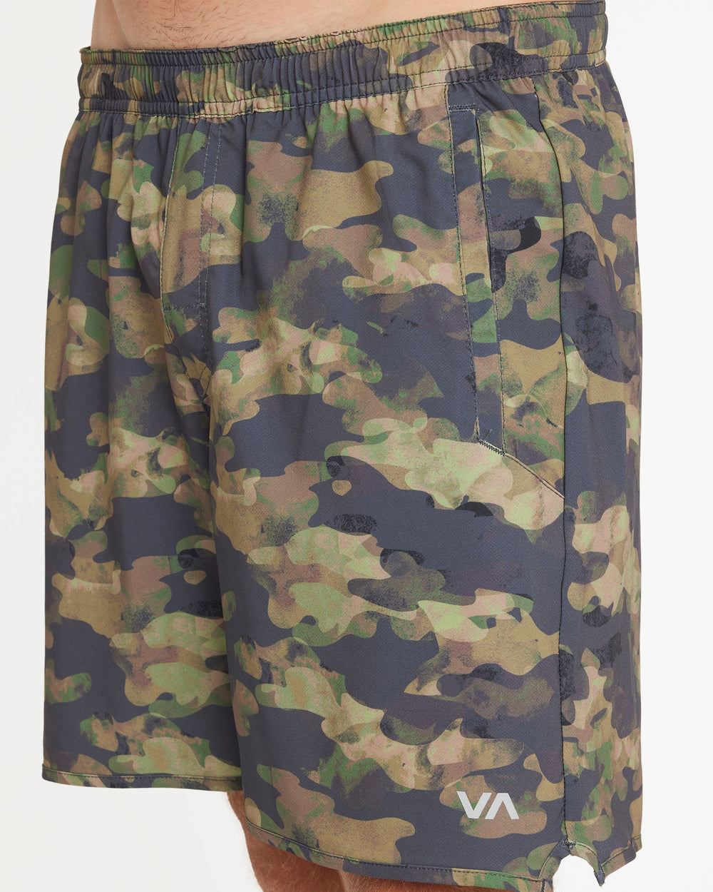 Yogger Stretch Contrast 17" Short - Olive | RVCA US