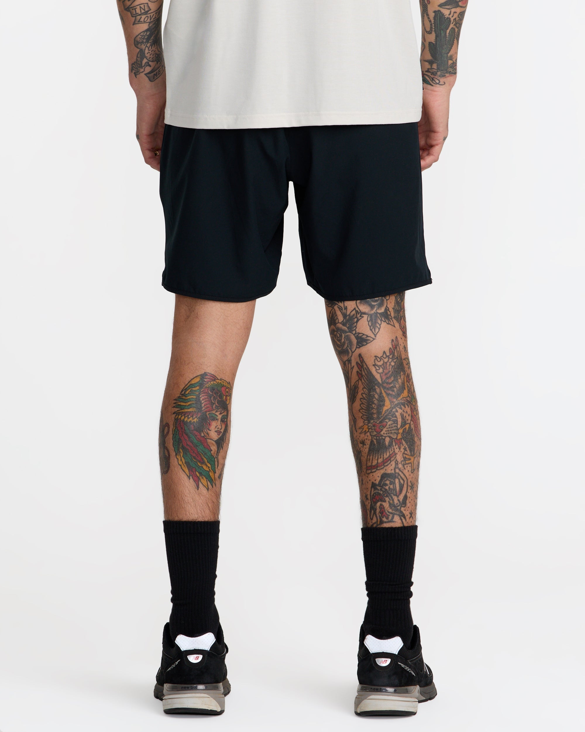Yogger Stretch 17" Short - Black | RVCA on sale
