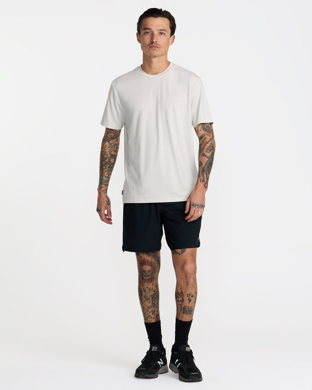 Yogger Stretch 17" Short - Black | RVCA on sale
