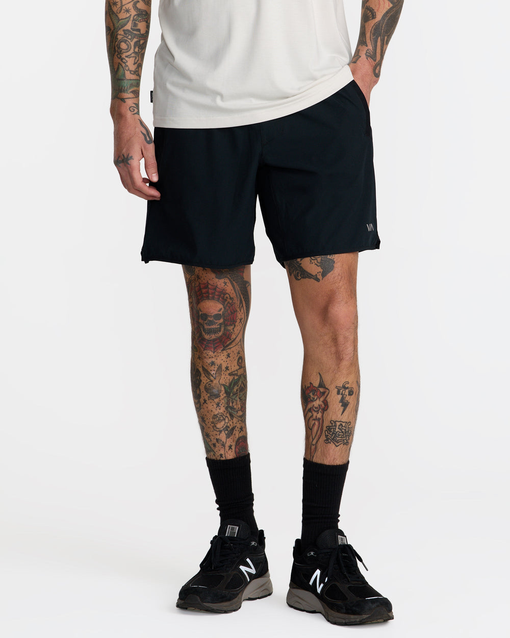 Yogger Stretch 17" Short - Black | RVCA on sale