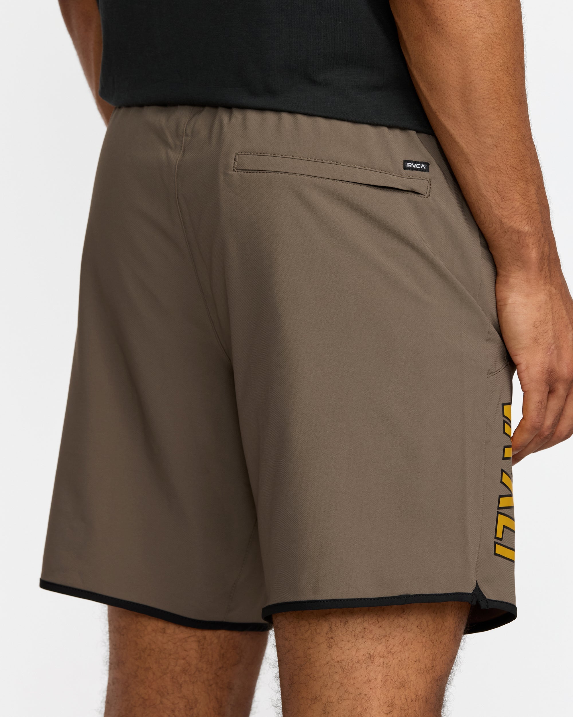 VA X Ali Yogger Stretch 17" - Mushroom | RVCA outlet