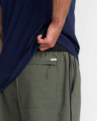 Yogger Hybrid 17" Short - Fatigue | RVCA outlet