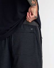 Yogger Hybrid 17" Short - Rvca Black | RVCA outlet