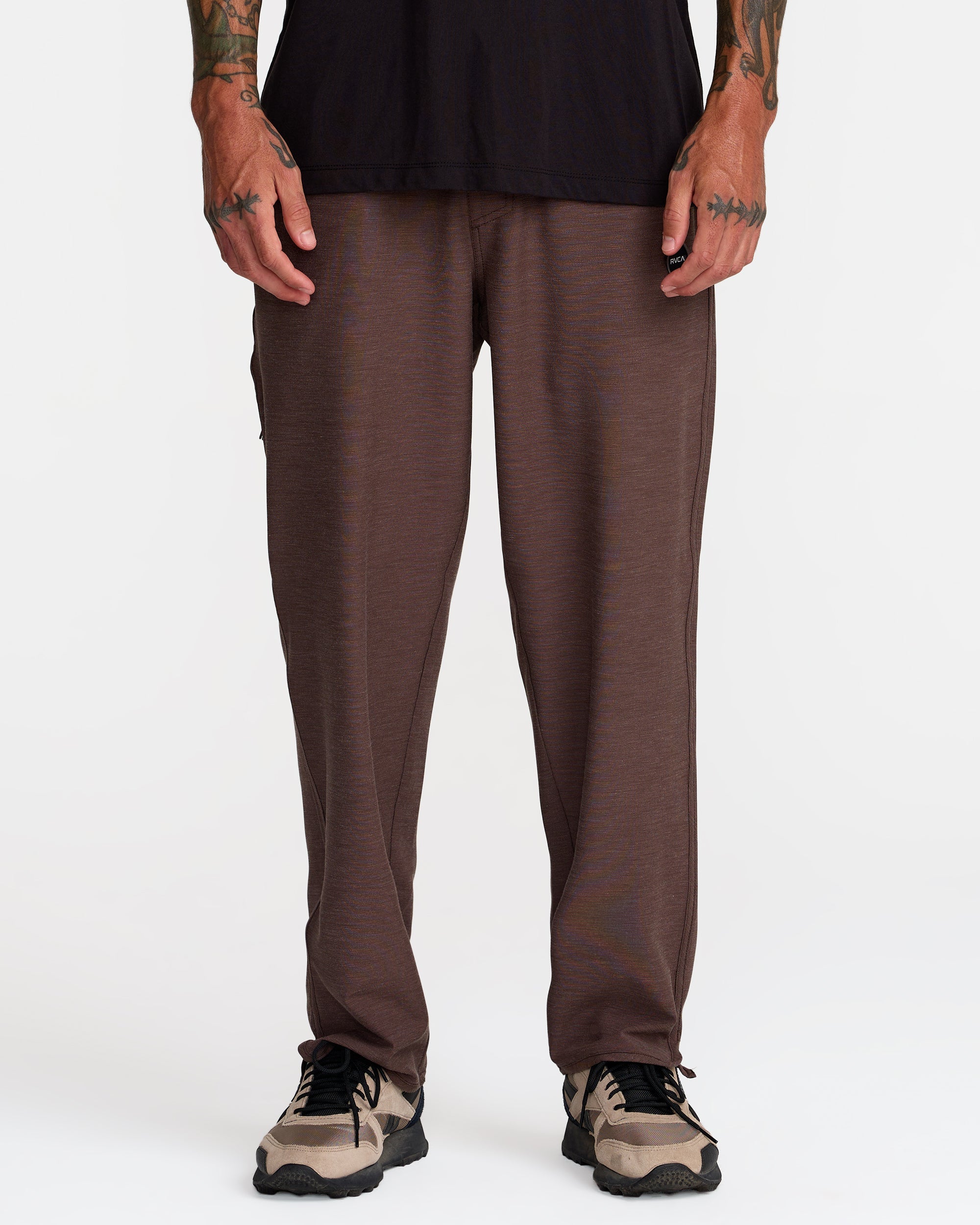 Yogger Ascend Hybrid Pant - Mocha | RVCA US
