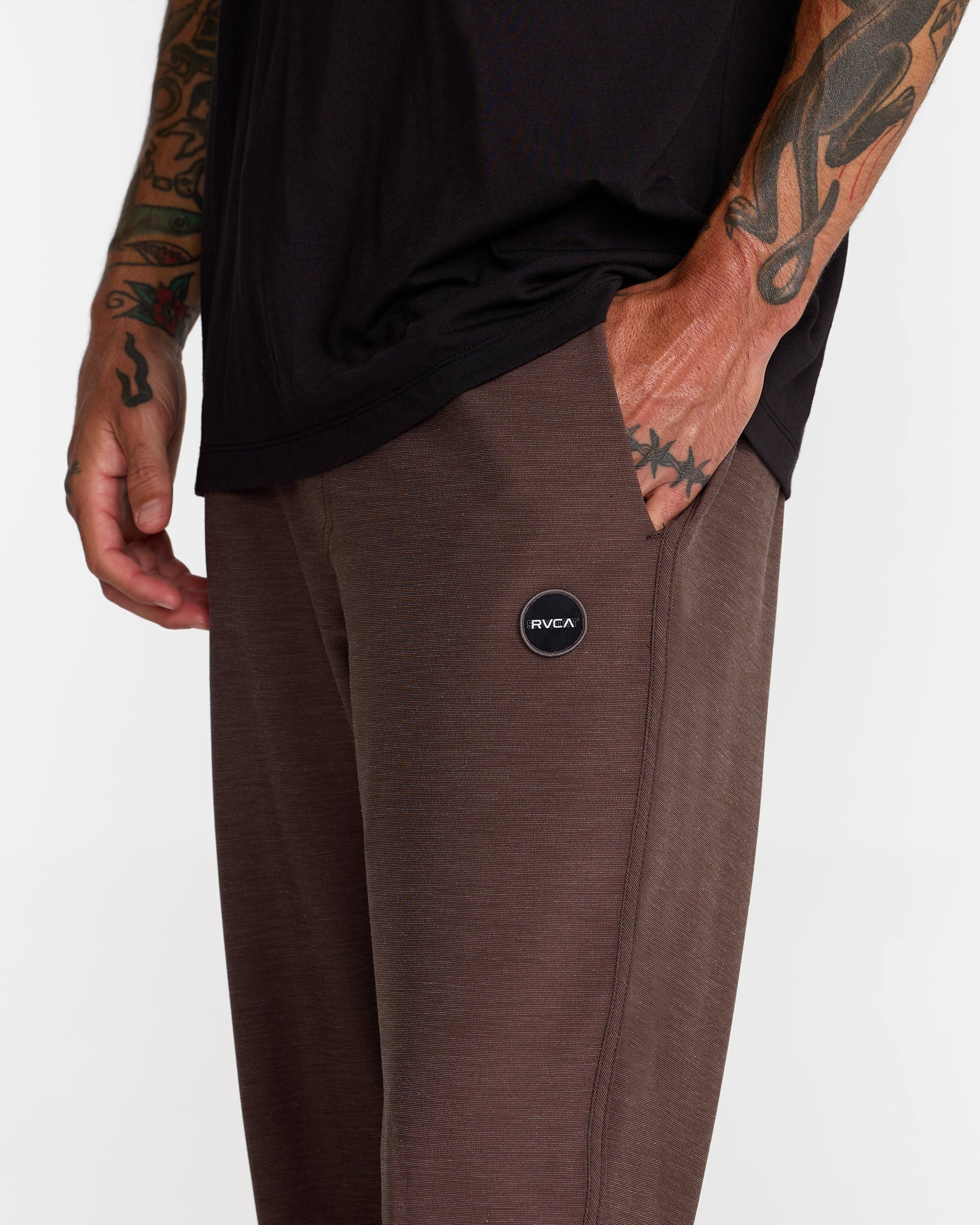 Yogger Ascend Hybrid Pant - Mocha | RVCA US