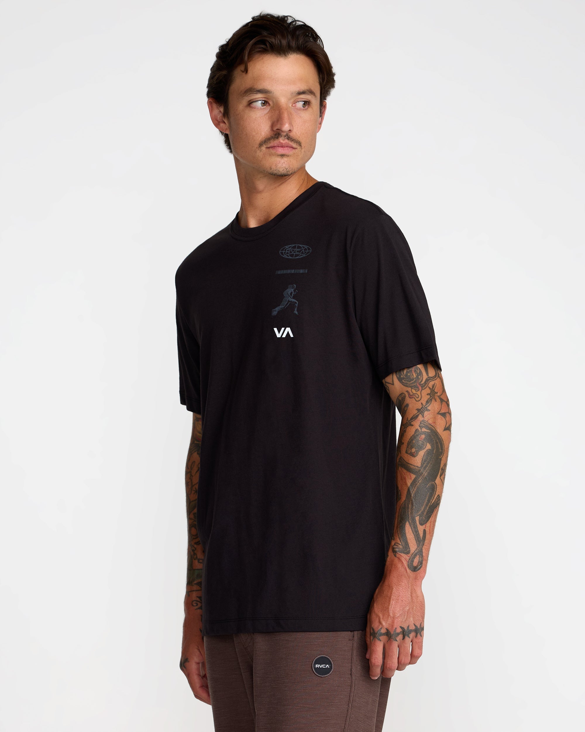VA Wide Range Short Sleeve Tee - Black | RVCA online