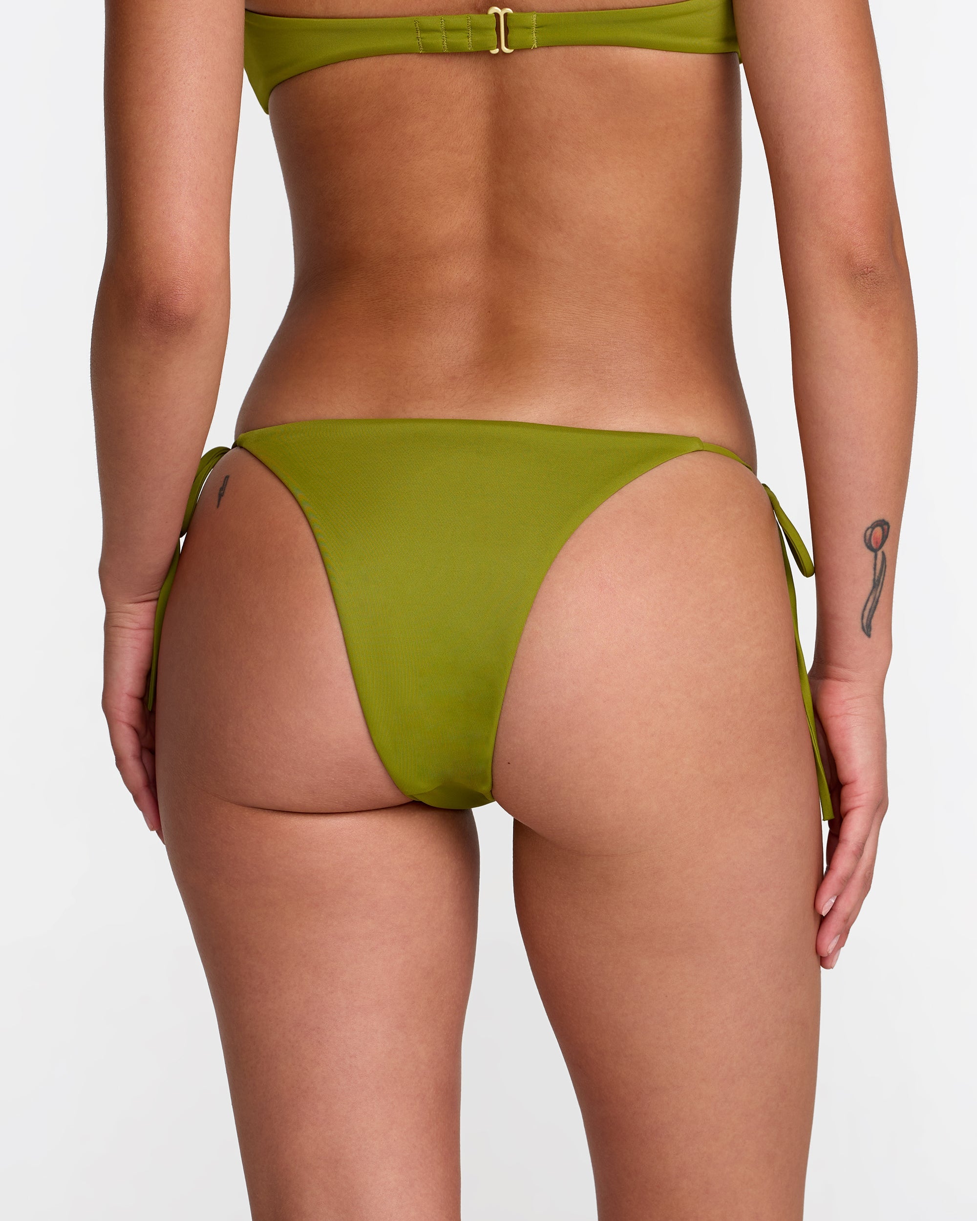 Solid Skimpy Tie Bikini Bottom - Moss | RVCA online