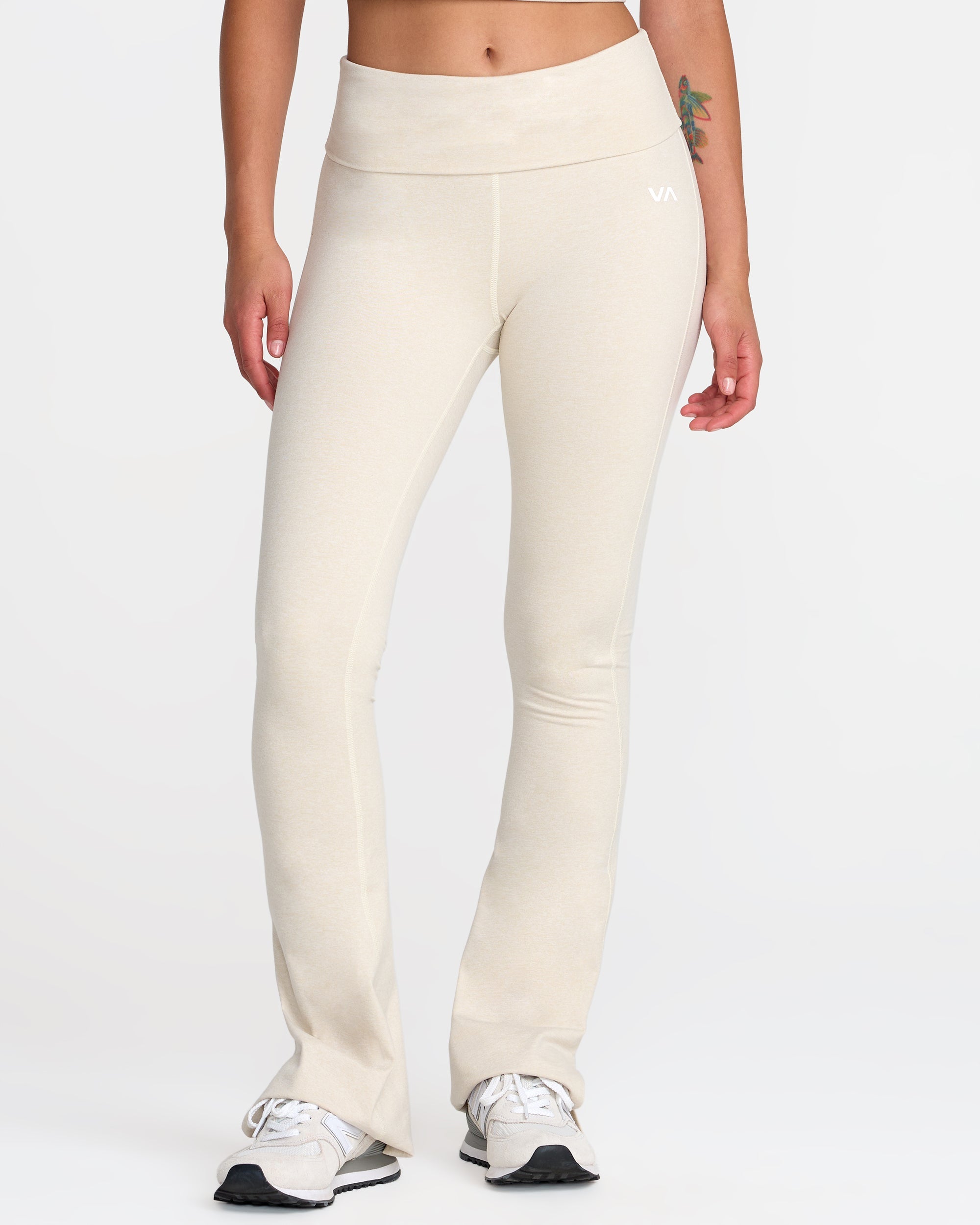 VA Fold Over Flare - Vintage White | RVCA online