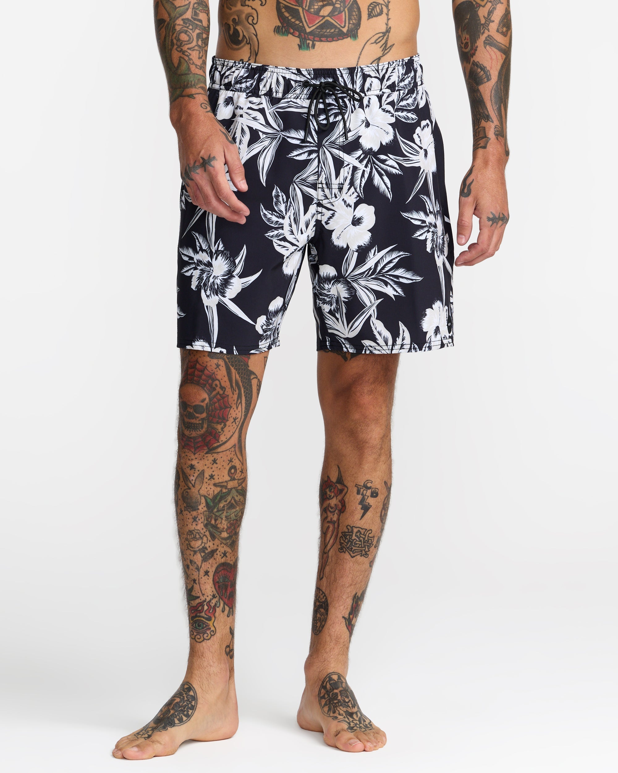 VA Elastic 17" Shorts - Black Floral | RVCA outlet