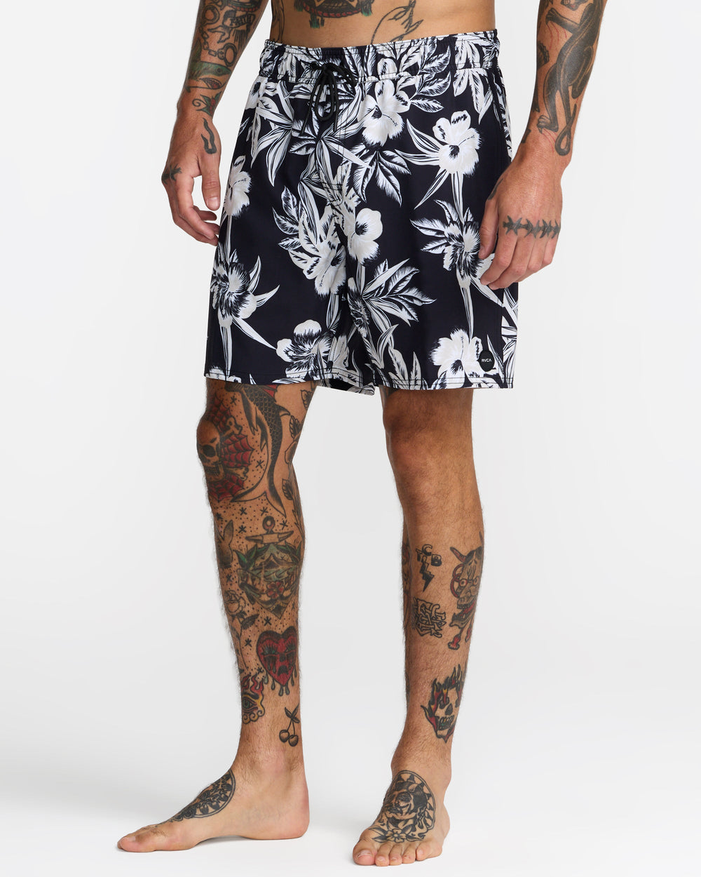 VA Elastic 17" Shorts - Black Floral | RVCA outlet