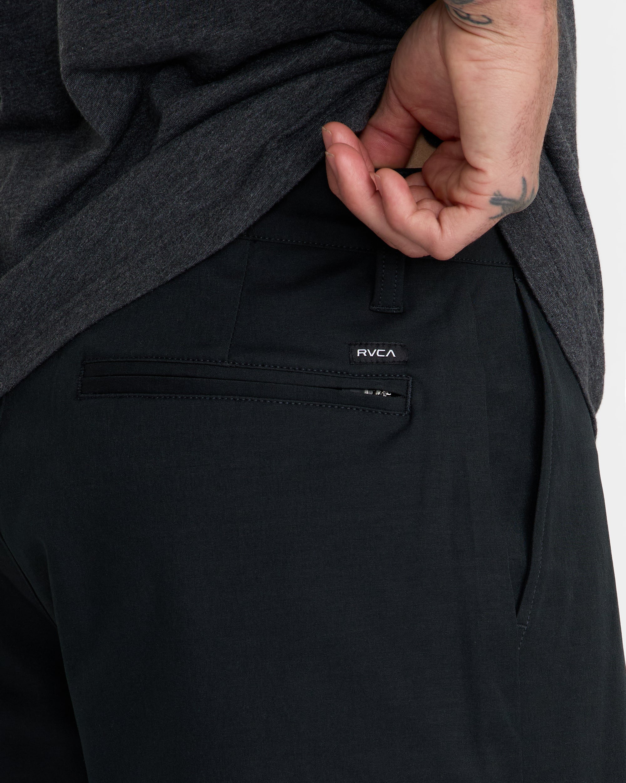 Back In Hybrid - Black | RVCA on sale