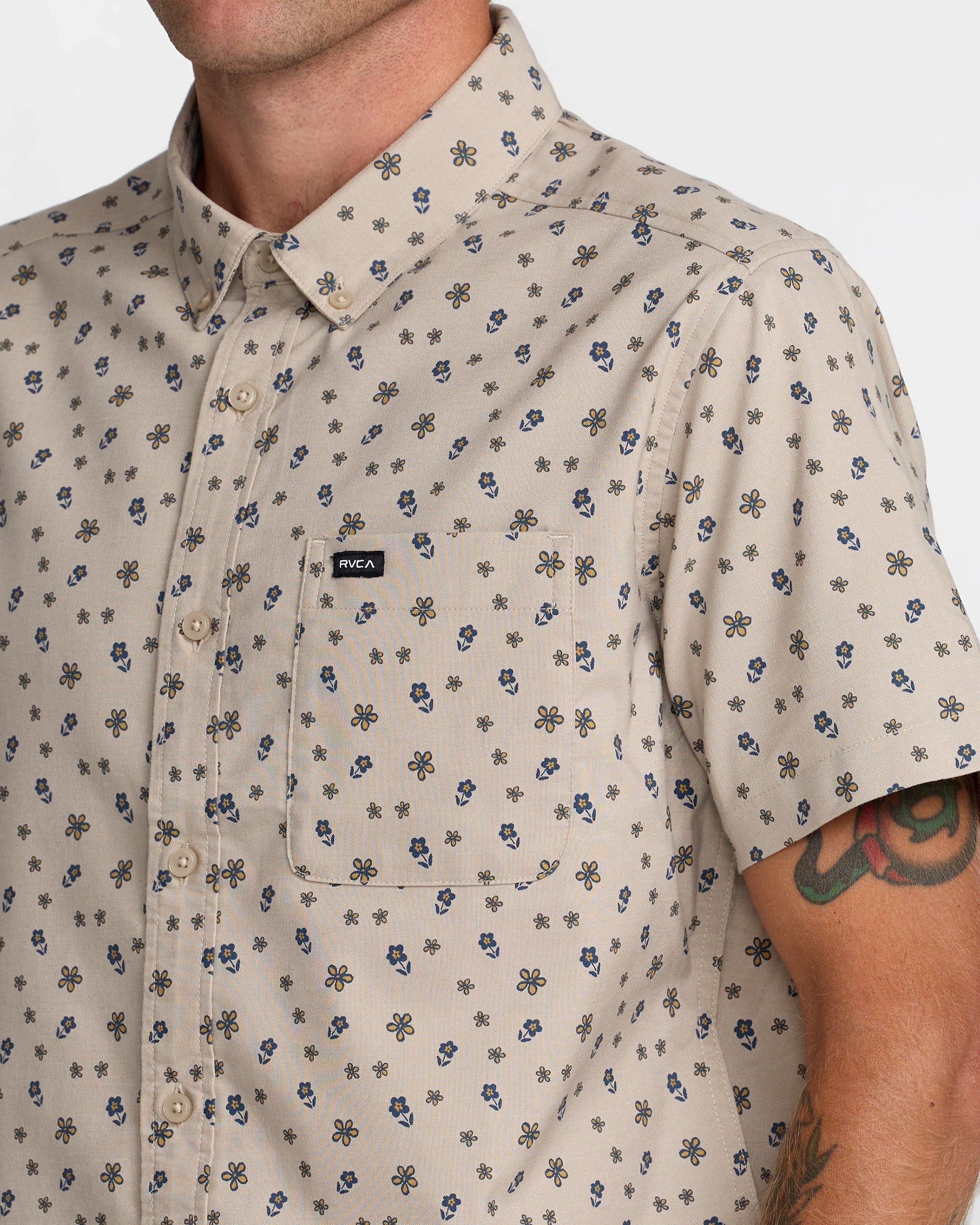 That'll Do Print Short Sleeve Shirt - Light Khaki | RVCA discount
