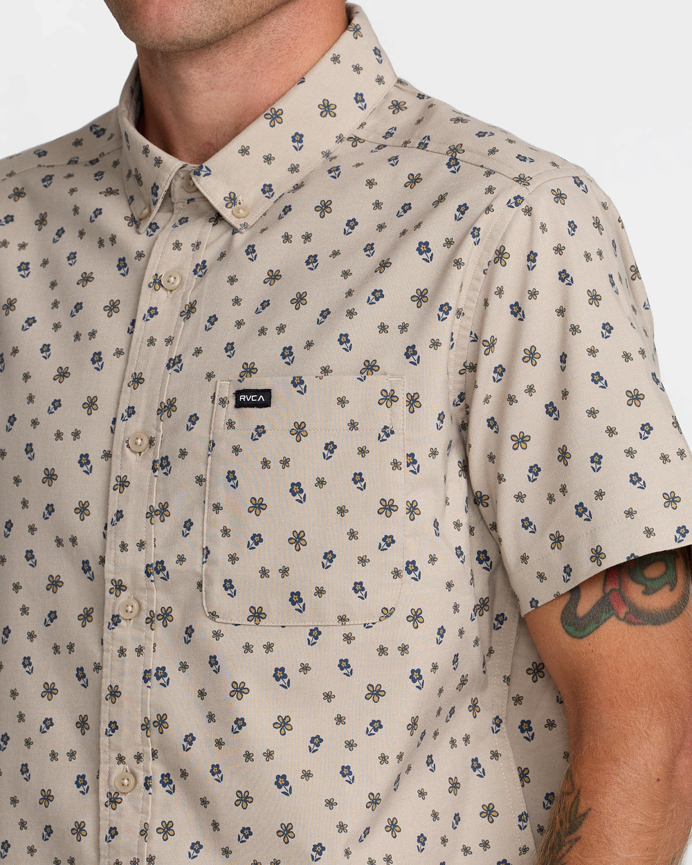 That'll Do Print Short Sleeve Shirt - Light Khaki | RVCA discount