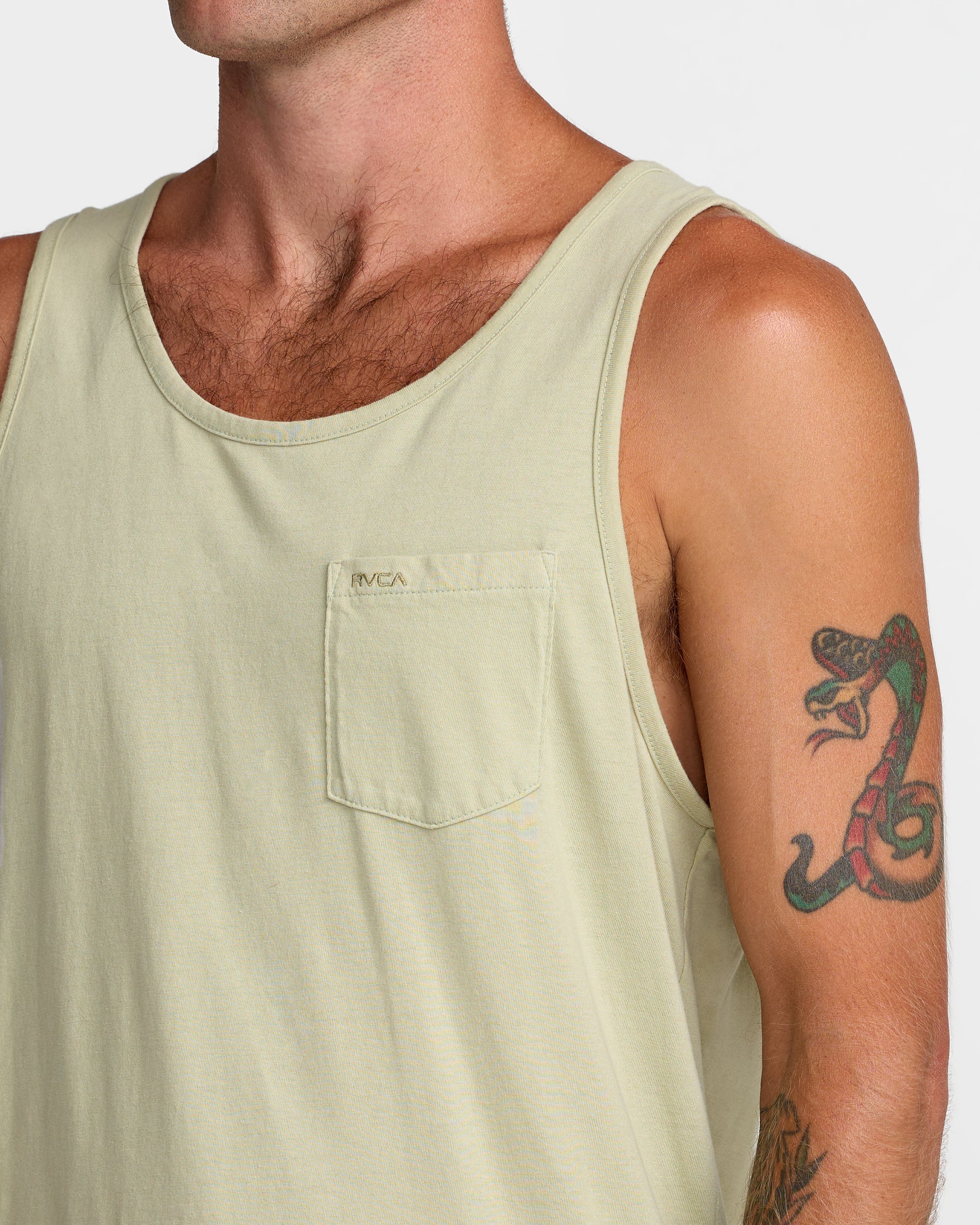 PTC Pigment Tank - Light Olive | RVCA outlet